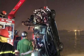 Nạn nhân trong chiếc Mercedes rơi xuống sông là nữ chủ xe 29 tuổi