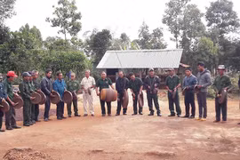 Hà Bầu gìn giữ văn hóa cồng chiêng