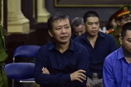 Ông Trần Phương Bình "biếu không" 1.200 lượng vàng cho cựu điều tra viên