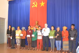 Chủ nhiệm Ủy ban Dân tộc làm việc tại xã biên giới Ia Dom