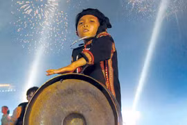Liên hoan văn hóa cồng chiêng: 9 năm nhìn lại...