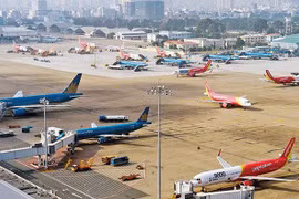 Bộ Giao thông yêu cầu phạt nặng chuyến bay bị chậm, hủy