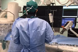 Bé trai 5 tuổi bị đột quỵ