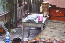 Chém chết bạn nhậu rồi ngủ cạnh xác nạn nhân