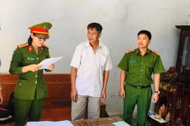 Lợi dụng lòng tin, chiếm đoạt tiền trả ngân hàng của người lao động