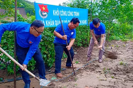 Khởi công nhà "Khăn quàng đỏ" tại huyện Đak Pơ