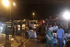 Cháy kho xăng ở Nha Trang, 3 xe bồn bị thiêu rụi