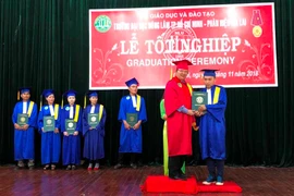 ĐH Nông Lâm tại Gia Lai trao bằng tốt nghiệp cho 85 sinh viên