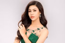 Á hậu Biển VN Toàn cầu chọn trang phục thi quốc tế