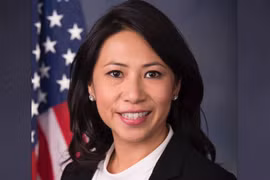 Bầu cử giữa kỳ Mỹ: Người phụ nữ gốc Việt gây chú ý