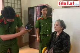 Công an Gia Lai vượt khó, giúp dân làm căn cước công dân