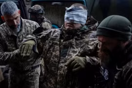 Mỹ và phương Tây gấp rút viện trợ, xung đột Nga- Ucraine sớm kết thúc?