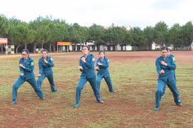 Ia Grai tăng cường giáo dục chính trị, tư tưởng trong dân quân tự vệ