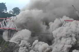 Núi lửa tồn tại lâu hơn con người