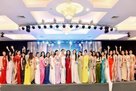 29 thí sinh tỏa sáng trong đêm bán kết "Nữ hoàng trang sức Việt Nam" tại Pleiku