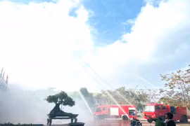 Thực tập phương án chữa cháy và cứu nạn cứu hộ tại Trường THPT Quang Trung An Khê