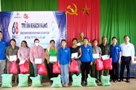 Điện lực Đức Cơ tổ chức chương trình tri ân khách hàng