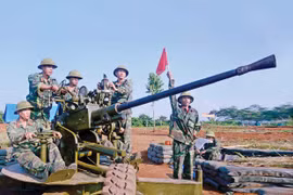 Lực lượng vũ trang huấn luyện giỏi, sẵn sàng chiến đấu cao