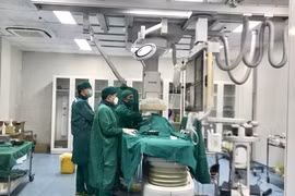 Bệnh viện Trung ương Huế chuyển giao kỹ thuật cho Bệnh viện Hà Tĩnh