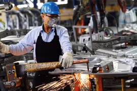 Quy định mới việc nhập khẩu máy móc, thiết bị, dây chuyền công nghệ đã qua sử dụng