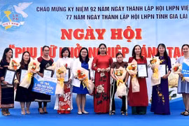 Nâng cao vị thế phụ nữ và trẻ em gái