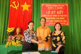 Chi bộ giúp nhau cùng phát triển