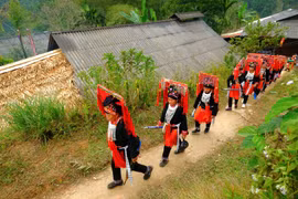 Độc đáo lễ cấp sắc 12 đèn của người Dao Đỏ, phải trải qua mới trưởng thành