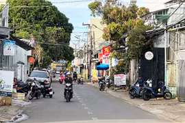 Tây Nguyên và Nam Bộ ngày nắng, đêm có mưa rào và giông vài nơi