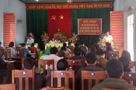 Tổ đại biểu HĐND tỉnh tiếp xúc cử tri tại xã Đak Trôi và Đê Ar