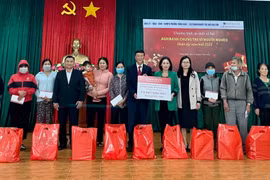 Agribank Chi nhánh tỉnh Gia Lai trao tặng hơn 1.000 phần quà Tết cho các gia đình khó khăn