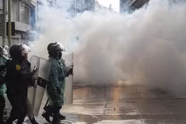 Peru hỗn loạn sau khi bà Boluarte lên nắm quyền