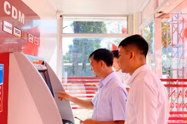 Không để thiếu tiền mặt dịp Tết