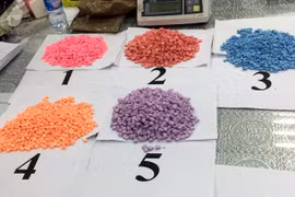 Phát hiện 7 bưu kiện chứa ma túy giấu trong loa điện tử,máy lọc nước