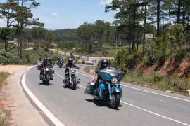 Hàng chục môtô 'khủng' hội tụ tại Nha Trang