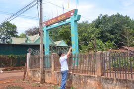 Công ty 72: Hỗ trợ 200 triệu đồng xây dựng làng nông thôn mới