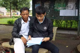 Nghị lực của một thí sinh khuyết tật