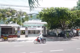 PGĐ Sở ở Bình Định bặt tích nghi nợ nần, gửi đơn xin nghỉ việc