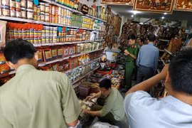 Con thứ11 của"vua voi"viết thư kêu khóc vì bài thuốc quý liêntục bị làm giả