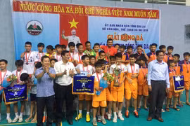 Bế mạc giải bóng đá thiếu niên nhi đồng tỉnh Gia Lai năm 2019