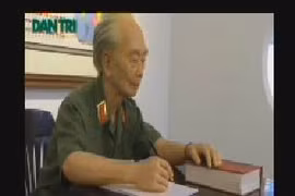 Ngắm bức tượng như người thật về Đại tướng Võ Nguyên Giáp