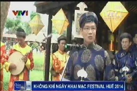 Không khí ngày khai mạc Festival Huế 2014