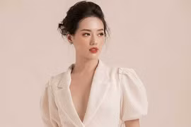 Khánh Linh The Face gợi ý mẫu váy ngắn phù hợp với nàng công sở