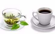 Hàm lượng caffeine trong trà xanh cao hơn trong cà phê?