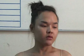 Bắt khẩn cấp các đối tượng chuyển giới chuyên móc túi du khách