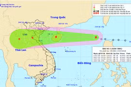 Bão Sơn Tinh băng băng vào biển Đông, gió giật cấp 10