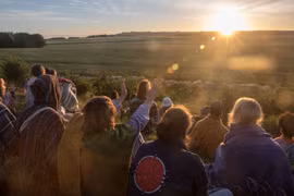 Đến Anh đón bình minh