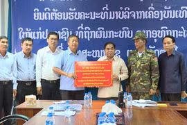 Gia Lai hỗ trợ người dân Attapeu khắc phục sự cố vỡ đập TĐ