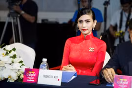 Trương Thị May diện áo dài thướt tha dự Gương mặt Nữ sinh áo dài