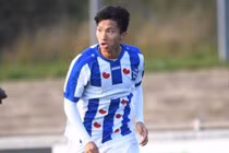 Văn Hậu chơi trọn 90 phút cho Jong Heerenveen