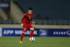 Trung vệ Đình Trọng trở lại đội tuyển U22 Việt Nam dự SEA Games 30